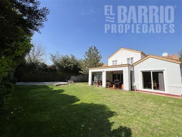 Casa en Venta en Chicureo / Piedra Roja