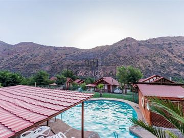 Casa en Venta en PRECIOSO HOTEL Y CABAÑAS SECTOR MELOCOTÓN