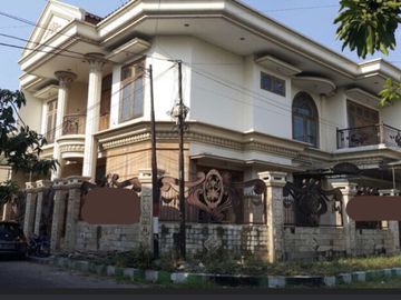 Dijual rumah Classic mewah marmer di babatan pilang SBY barat