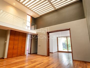 MODERNA CASA 6D EN SUITE SAUNA JACUZZI VALLE ESCONDIDO