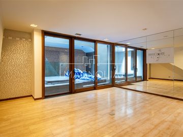 MODERNA CASA 6D EN SUITE SAUNA JACUZZI VALLE ESCONDIDO