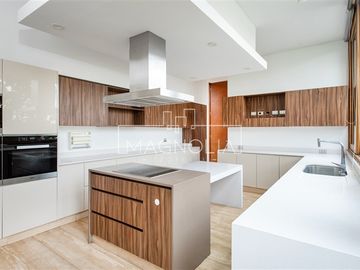 MODERNA CASA 6D EN SUITE SAUNA JACUZZI VALLE ESCONDIDO