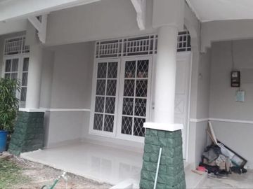 Rumah Cantik Siap Huni di Sektor 9 Rajawali Bintaro 5572