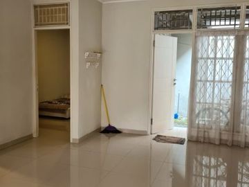 Rumah Cantik Siap Huni di Sektor 9 Rajawali Bintaro 5572