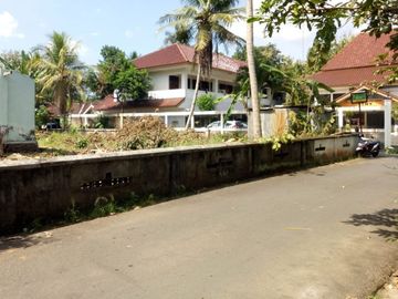 1 Jt-an/m2; Jl. Nanggulan Mendut Tanah Kawasan Wisata