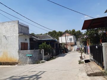 Rumah di Bojongsari, 1Lt, Hoek, Siap Huni di Permata Mansion