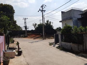 Rumah di Bojongsari, 1Lt, Hoek, Siap Huni di Permata Mansion