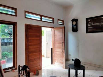 rumah murah 2,5 lantai pusat kota strategis Cimindi Bandung