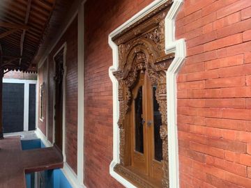 PALING BEDA RUMAH JOGLO DI MLATI BARAT HOTEL HYATT PALAGAN