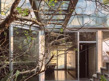 Casa Moderna de Lujo en Venta en Las cañadas country club de golf con Alberca