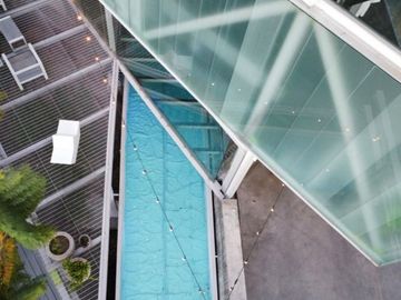 Casa Moderna de Lujo en Venta en Las cañadas country club de golf con Alberca