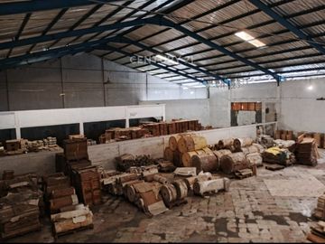 Dijual Gudang 3 IN 1 Jl Gotong Royong Surakarta Jawa Tengah