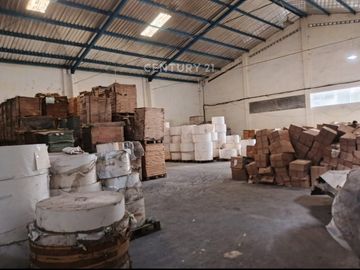 Dijual Gudang 3 IN 1 Jl Gotong Royong Surakarta Jawa Tengah