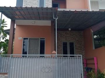 Rumah 2 lantai siap huni Full furnish bebas banjir di Duta harapan Bekasi utara