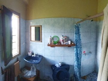Puerto Lopez - La loma de los Italianos: Se Vende Casa en Zona Rural, en la Montaña y Cerca del Mar en Puerto Lopez