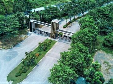 Residential Lot in High-End Subdivision - Mandaue, Cebu