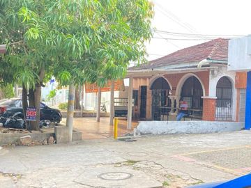 casa-local en venta en alto prado. Cod V105776