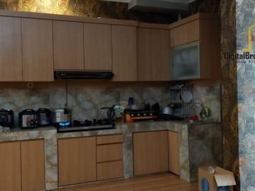 Rumah Cantik di jual di Antapani | MEYJUITA