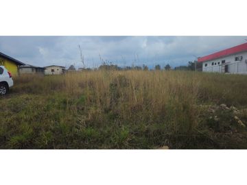 VENDO LOTE EN ALTO BQOUETE 2000 AREA COMERCIAL