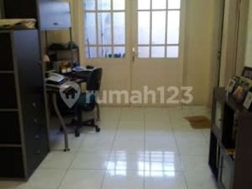 Rumah 2 kaveling jadi satu, tampak muka lebar 16m, di pulo permatasari,  Bekasi
