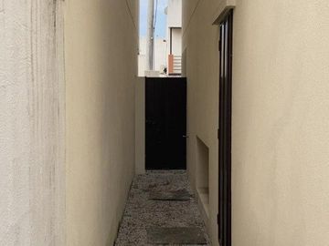 Venta Casa De Estreno, La Gran Vittoria(J Luna)