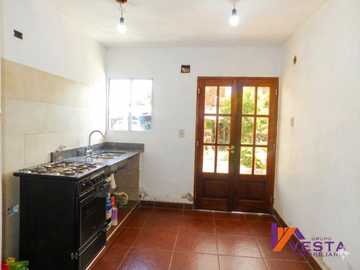 BARRIO LIBERTAD-CASA-VENTA -ZONA SUR -SALTA