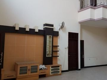 Rumah 2 Lantai Siap Huni Babatan Pantai Utara Surabaya