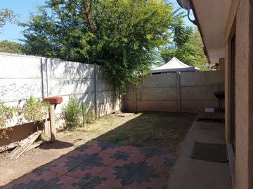 Arriendo casa en Calle Larga