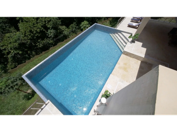 VENTA DE CASA DE LUJO CON VISTA AL MAR  EN  PANAM OESTE