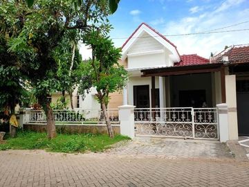 Rumah Furnished Luas 196 di Villa Puncak Tidar kota Malang