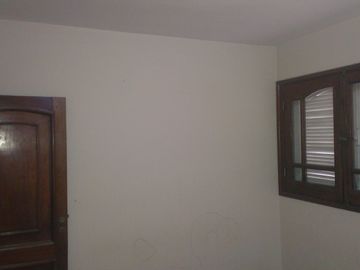 EXCELENTE PROPIEDAD EN FLORESTA 5 AMBIENTES CON DEPENDENCIA     AV DIRECTORIO  3579