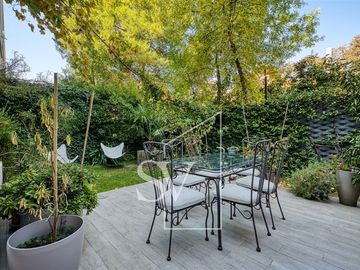 Espectacular Tríplex con jardín, en una excelente ubicación