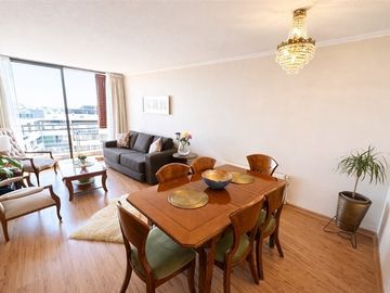 DEPARTAMENTO EN EXCELENTES CONDICIONES, CON ESTAC Y BODEGA