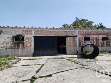 Terreno, bodega y casa en venta en Yautepec, Morelos