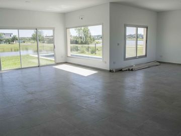 Casa en Venta 3 Ambientes El Cantón Maschwitz