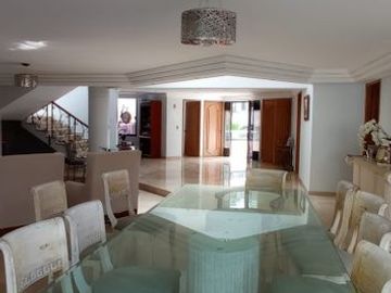 Casa en VENTA en Lomas de Tecamachalco
