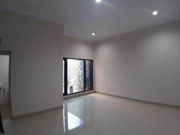 Dijual Rumah Baru Sutorejo Selatan Surabaya Timur Dekat ITS, Mulyosari