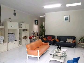JUAL Cepat Rumah Jl.Sahari Raya,strategis dekat Jalan Raya