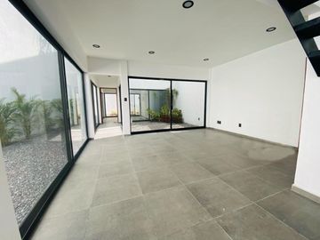 Casa en Fraccionamiento en Brisas, Temixco, Morelos CAEN-1020-Fr