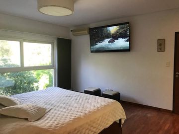 Casa en venta en Parque Leloir
