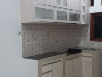 Rumah baru siap huni dalam komplek akses toll jatiwarna jatibeing jatiasih