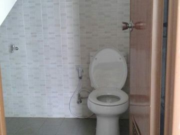 UNIT TERKAHIR !! Rumah 2Lantai Tanah Luas Mainroad Cisaranten Cisaranten Bandung Timur READY STOCK