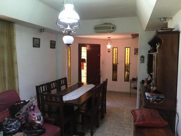VENTA SE CASA 3AMB CON PILETA -LUGANO