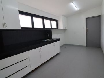 Spacious Brand New House and Lot for Sale at Executive Subd. w/ 5 Bedrooms, 4 Car Garage in Filinvest 2 PH1198