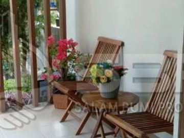 Rumah Dijual Jogja cantik 2lt perum elite jl kaliurang km 9 greenhills