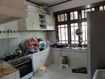 Rumah villa paviliun cisarua parongpong bandung barat.