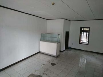 Rumah villa paviliun cisarua parongpong bandung barat.
