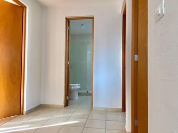 Se Vende Casa en Misión San Joaquín Gran Ubicación, 3 Recamaras, 2.5 Baños !!