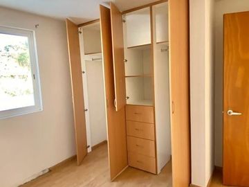 Se Vende Casa en Misión San Joaquín Gran Ubicación, 3 Recamaras, 2.5 Baños !!