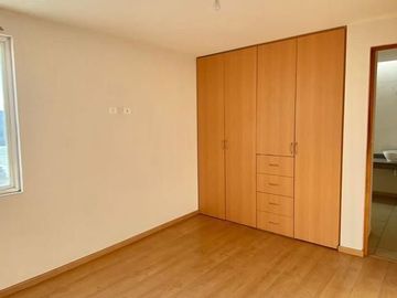 Se Vende Casa en Misión San Joaquín Gran Ubicación, 3 Recamaras, 2.5 Baños !!